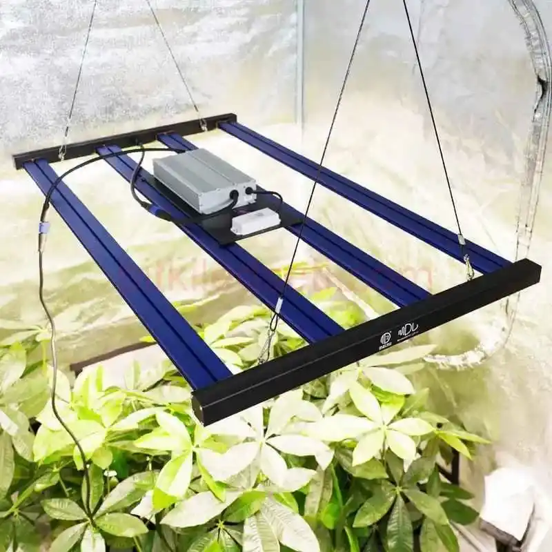 480W F4 Max Samsung & UV/IR 17 480W Bitki Lambası F4 Max'in Samsung ve Osram çipli LED barlarının yakından görünümü